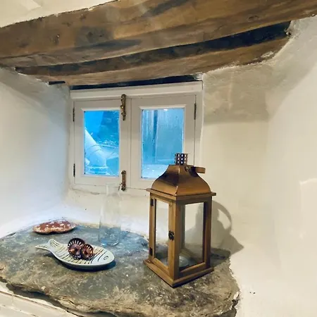Spindrift: Harbourside Family Retreat In * Polperro